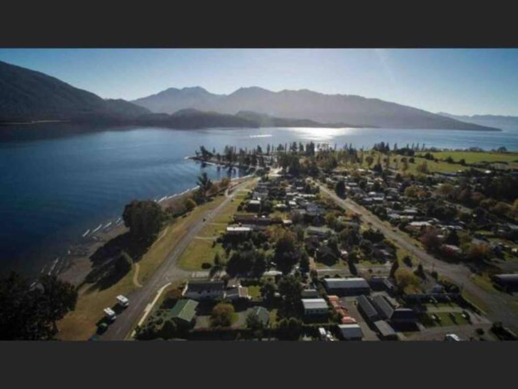Te Anau Holiday Home - Free Wifi - Free Bikes & Kayaks - Short Walk To Lake & Town - Top Views Екстер'єр фото
