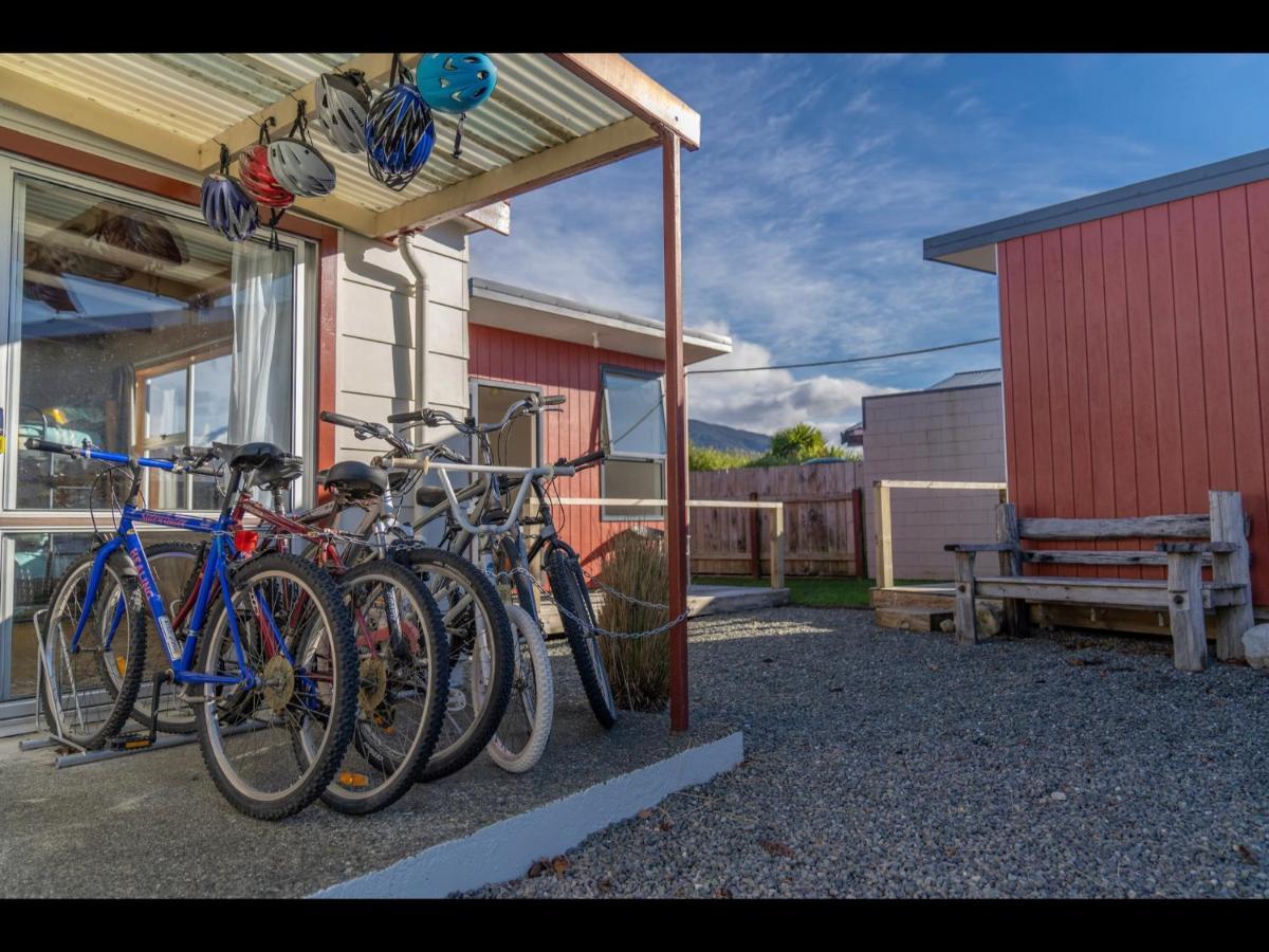 Te Anau Holiday Home - Free Wifi - Free Bikes & Kayaks - Short Walk To Lake & Town - Top Views Екстер'єр фото